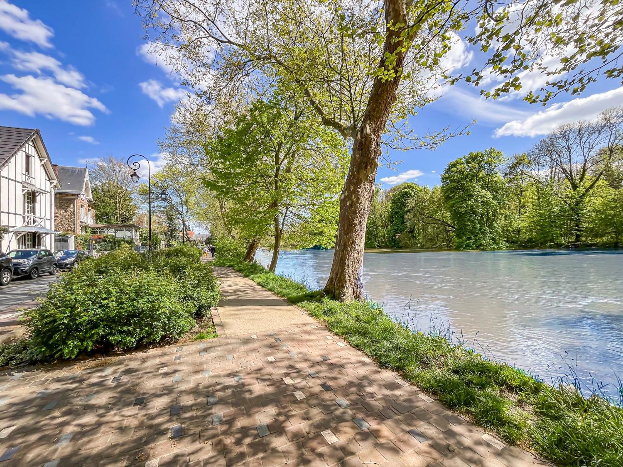 Charmant Studio Au Bord De La Marne لو بيرو سور مارن المظهر الخارجي الصورة